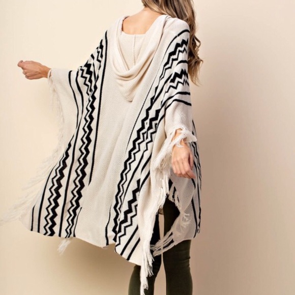 RELISTED Hooded Fringe Premium Cotton Blend Knit Poncho - Picture 5 of 8